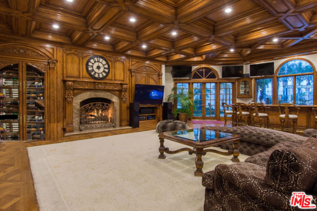 Residential Lease for rent at 3855 BRUNSTON Court, Westlake Village CA featuring 7 beds and 6 baths