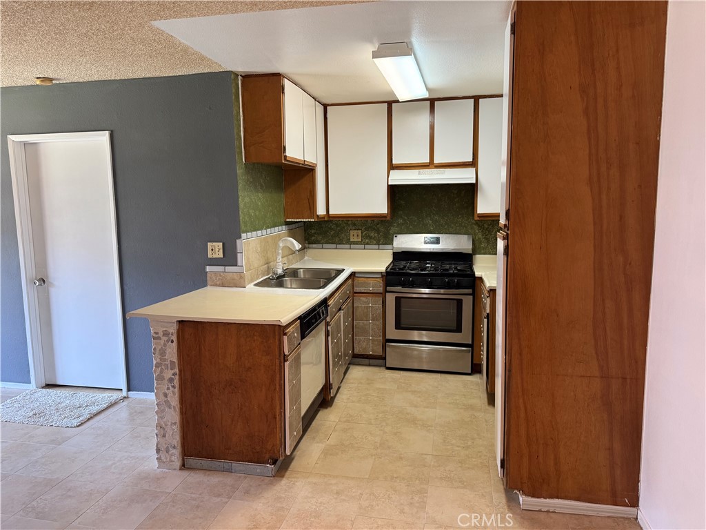 Residential for sale at 450 E 4th Street 207, Santa Ana CA featuring 2 beds and 2 baths