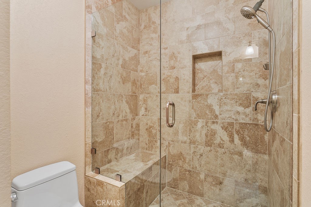 Residential Lease for rent at 9 Silvertide Drive, Dana Point CA featuring 2 beds and 2 baths