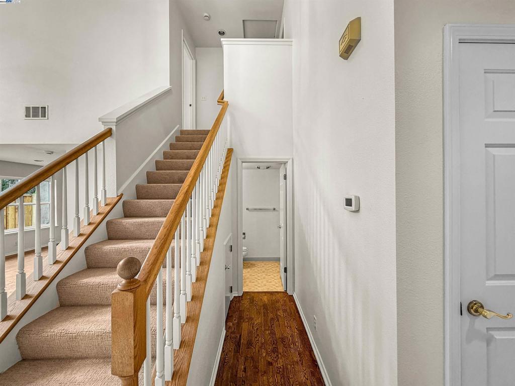 Residential for sale at 404 Regal Lily Ln, San Ramon CA featuring 2 beds and 3 baths