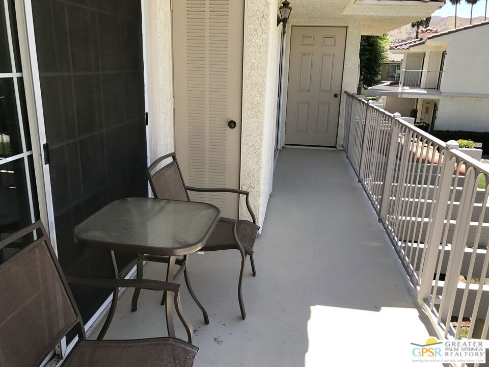 Residential Lease for rent at 2701 E Mesquite Ave Unit GG180 Avenue GG180, Palm Springs CA featuring 2 beds and 2 baths
