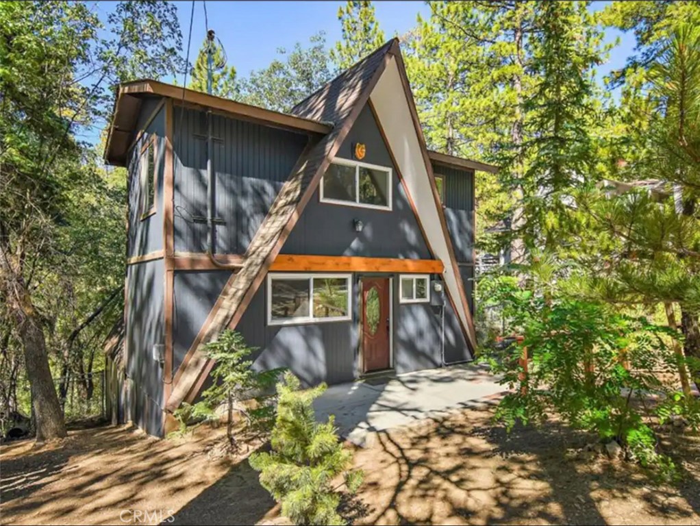 Residential for sale at 1144 Sheephorn Road, Big Bear Lake CA featuring 3 beds and 2 baths
