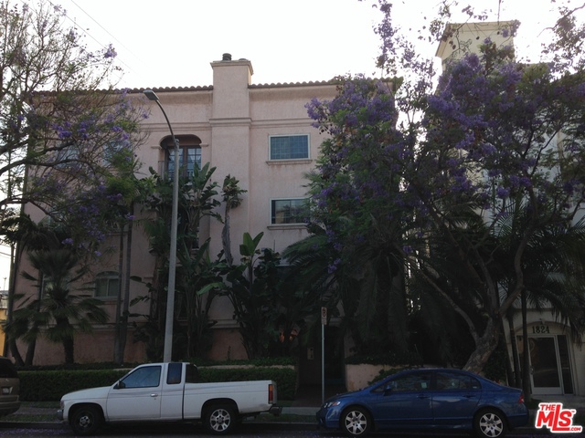 Residential Income for sale at 1818 Greenfield Avenue 101-302, Los Angeles CA featuring 20 beds and 14 baths