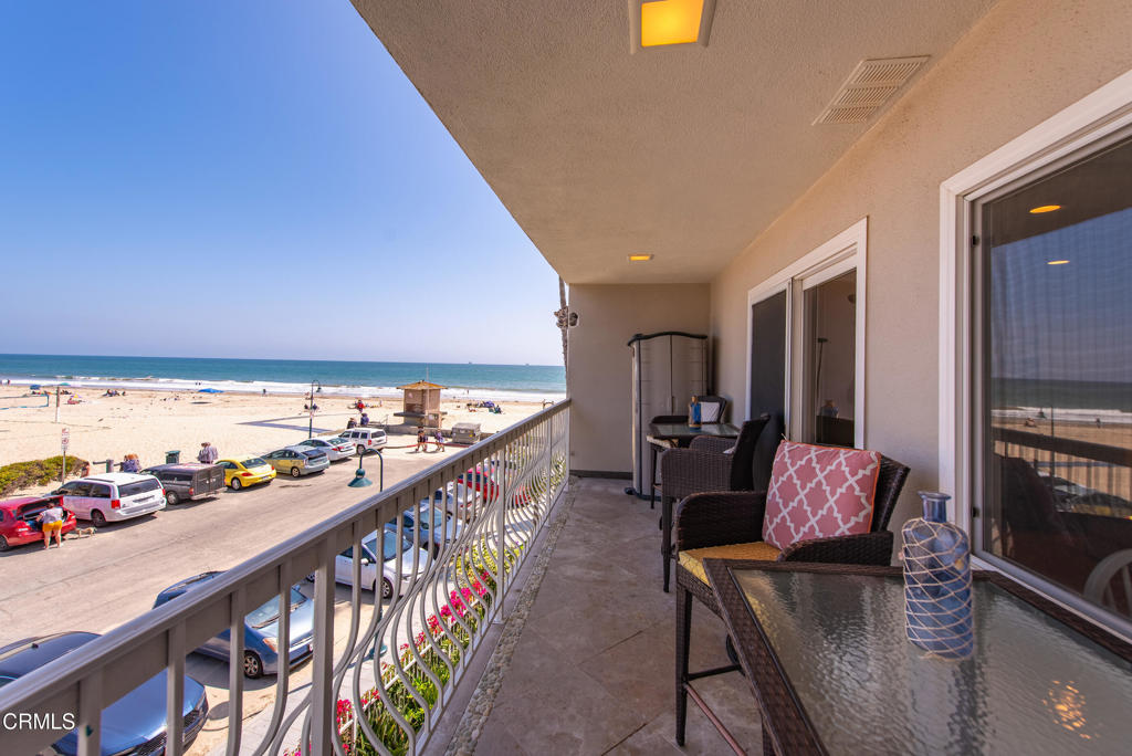 Residential for sale at 4975 Sandyland Road 302, Carpinteria CA featuring 2 beds and 1 bath