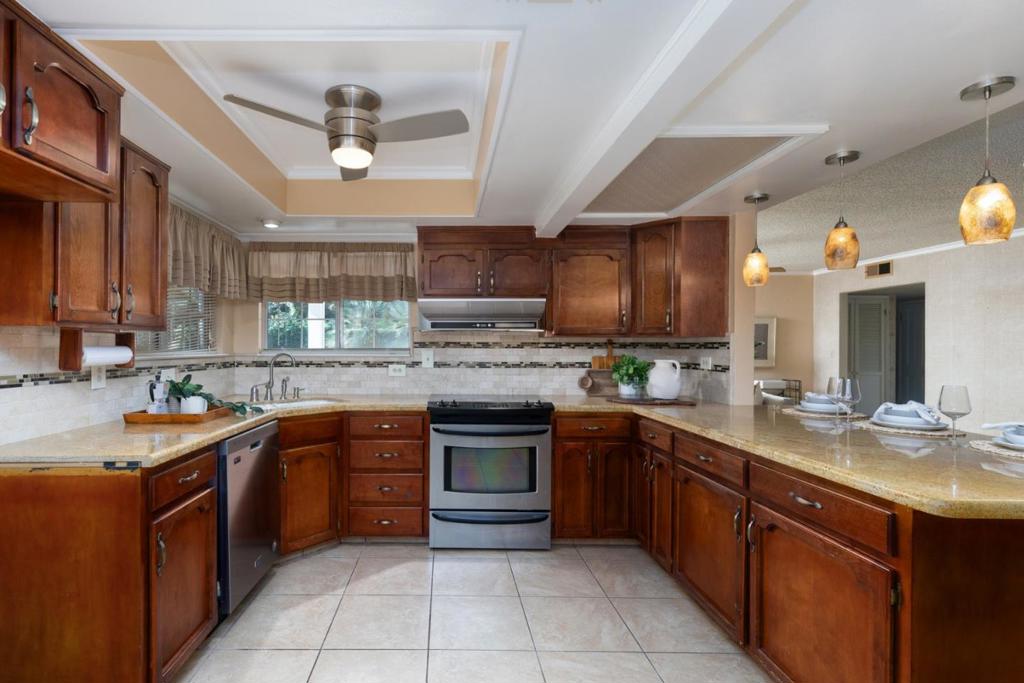 Residential for sale at 450 W Alluvial Avenue, Clovis CA featuring 4 beds and 2 baths