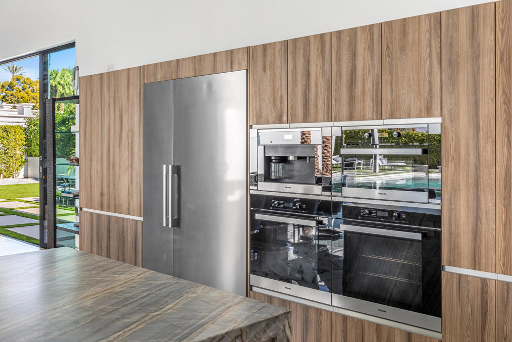 Residential for sale at 2 Bravo Court, Rancho Mirage CA featuring 5 beds and 6 baths