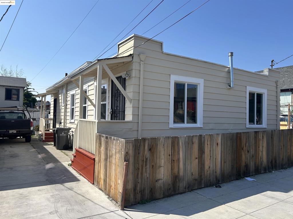 Residential Income for sale at 2017 27Th Ave, Oakland CA
