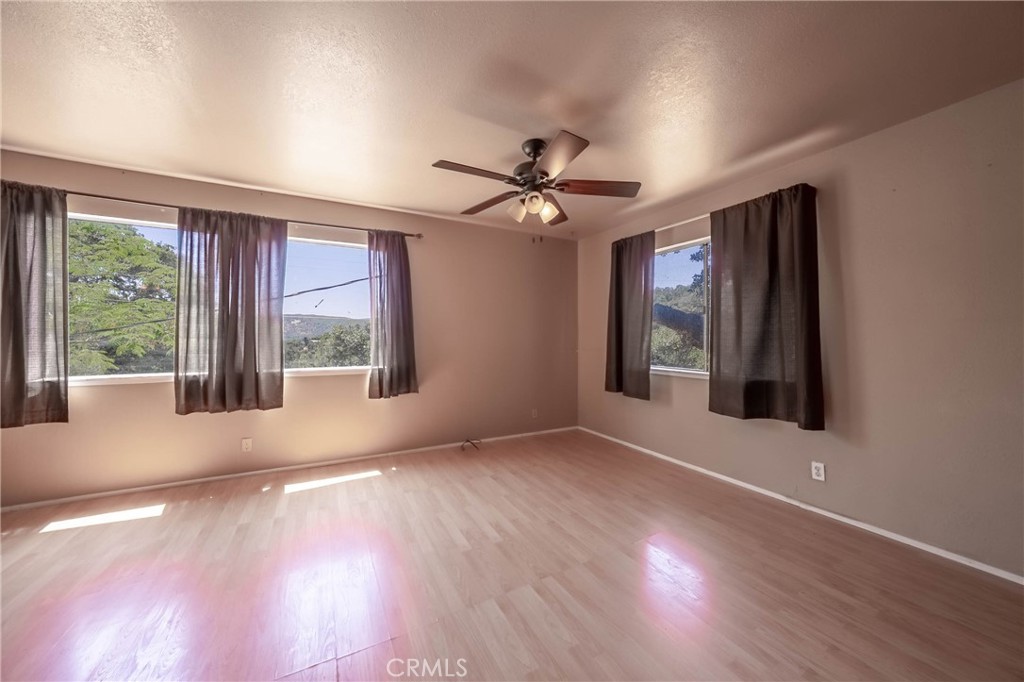 Residential for sale at 12410 Lakeview Drive, Clearlake Oaks CA featuring 2 beds and 1 bath
