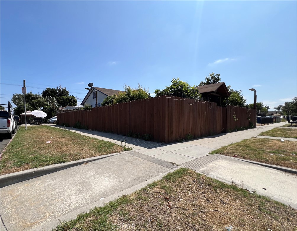 Residential for sale at 1500 W 52nd, Los Angeles CA featuring 2 beds and 1 bath