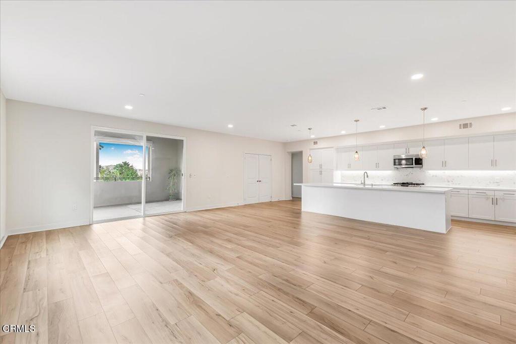 Residential for sale at 2830 Wagon Wheel Road 304, Oxnard CA featuring 4 beds and 3 baths