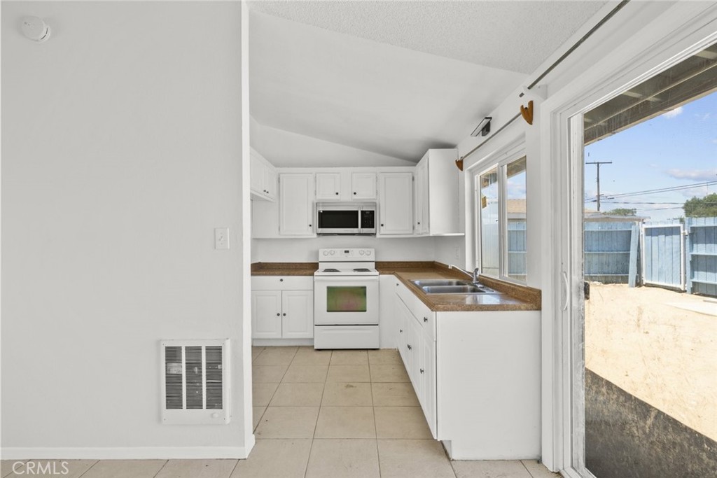 Residential Income for sale at 7741 California City Boulevard, California City CA