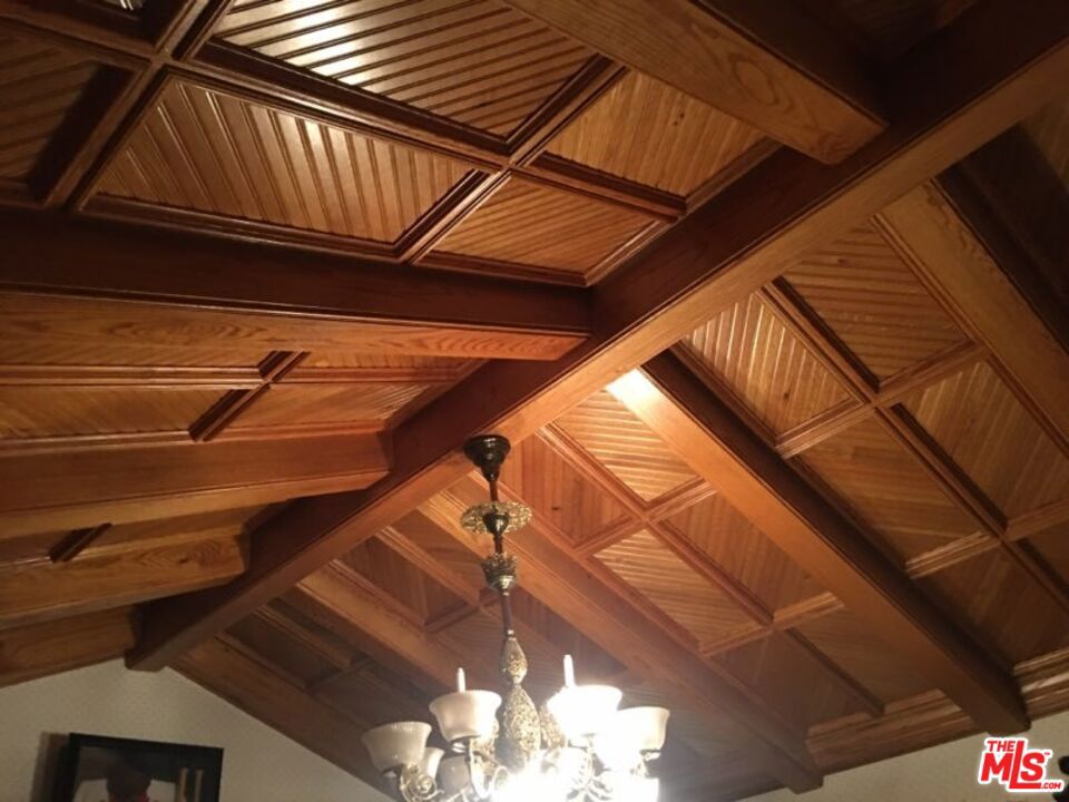 Residential for sale at 1731 Schoolhouse Circle, Thousand Oaks CA featuring 7 beds and 8 baths