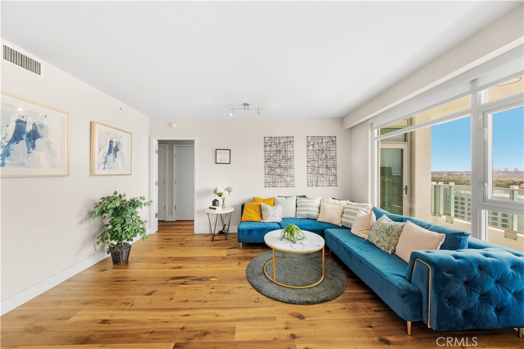 Residential for sale at 3131 Michelson Dr 1206, Irvine CA featuring 2 beds and 2 baths