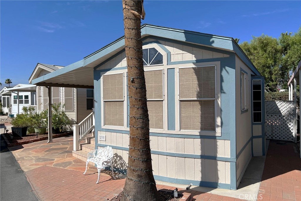 Manufactured In Park for sale at 69801 Ramon Road 237, Cathedral City CA featuring 2 beds and 1 bath