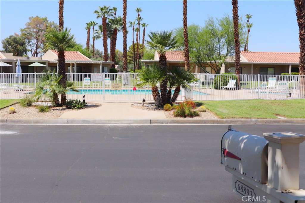 Residential for sale at 68893 Calle Monforte, Cathedral City CA featuring 1 bed and 2 baths