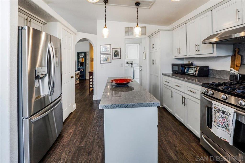 Manufactured In Park for sale at 7241 San Luis St, Carlsbad CA featuring 3 beds and 2 baths