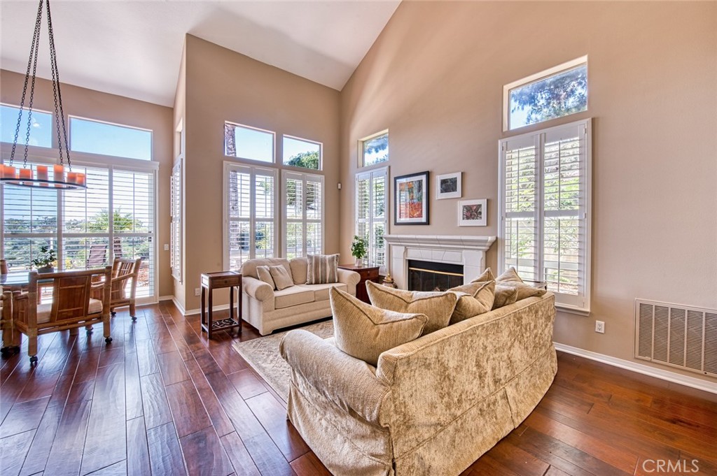 Residential for sale at 17 Siena, Laguna Niguel CA featuring 2 beds and 3 baths