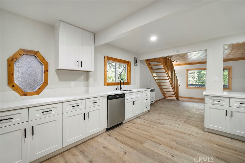 Active for sale at Twin Peaks, CA, Twin Peaks, CA CA and 2 baths