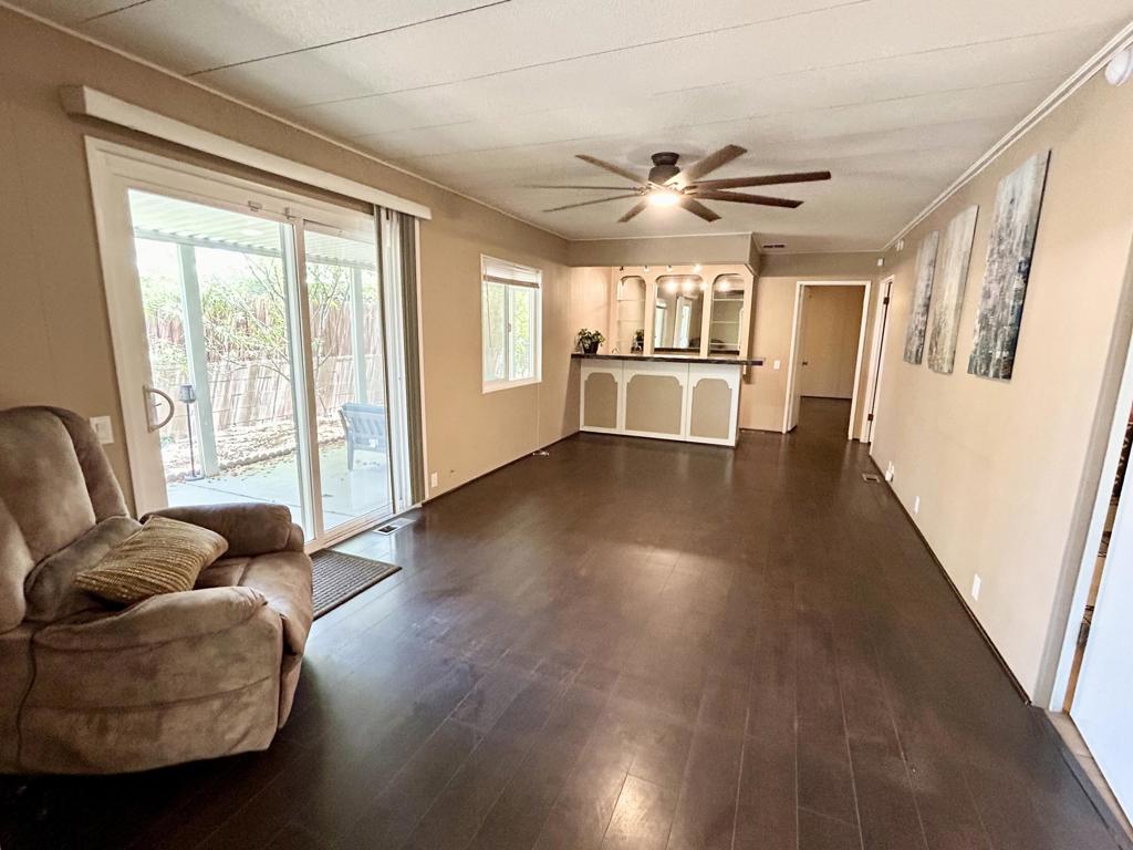 Manufactured In Park for sale at 154 Estrada Way, Cathedral City CA featuring 2 beds and 2 baths