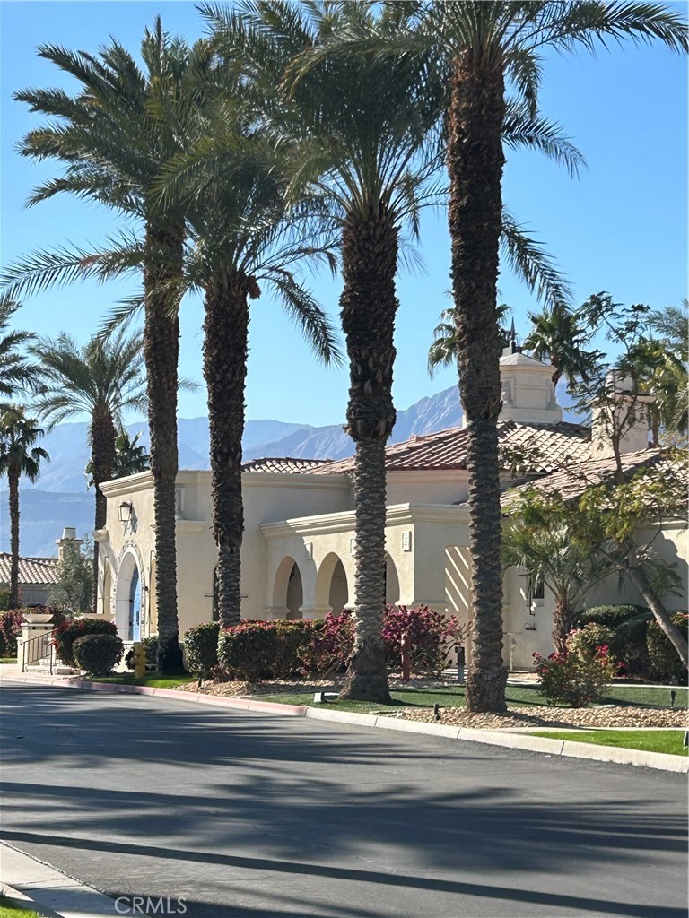 Residential Lease for rent at 57420 Via Vista, La Quinta CA featuring 2 beds and 3 baths