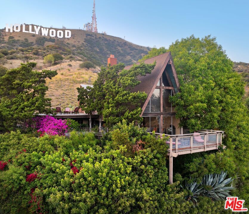 Residential for sale at 6105 Mulholland Highway, Los Angeles CA featuring 3 beds and 4 baths