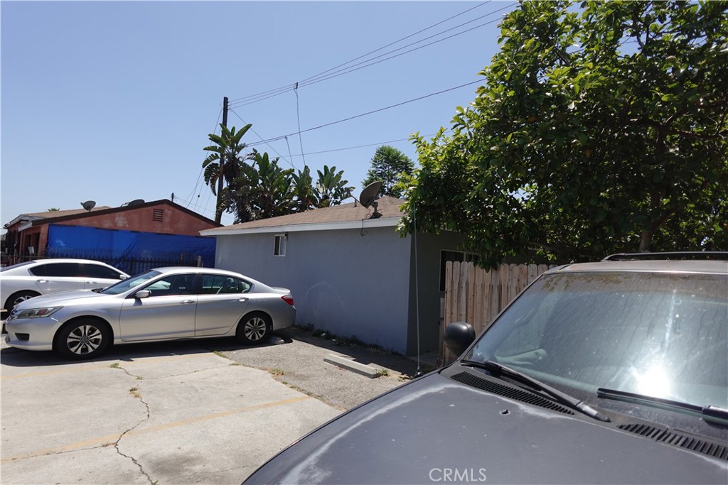 Residential Income for sale at 6910 CHANSLOR Avenue, Bell CA