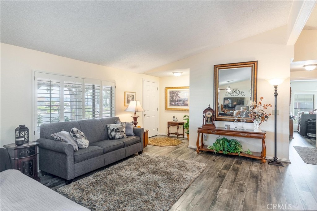 Residential for sale at 38124 Calle Amigable, Murrieta CA featuring 3 beds and 2 baths