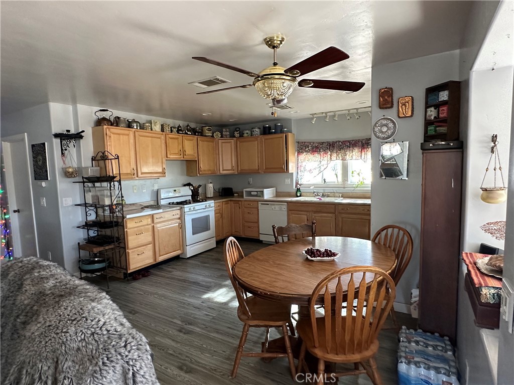 Residential for sale at 8625 C Avenue, Hesperia CA featuring 3 beds and 2 baths