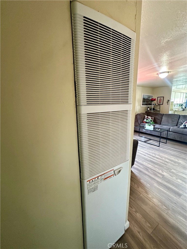 Manufactured In Park for sale at 2355 Atwater Boulevard 1, Atwater CA featuring 2 beds and 1 bath