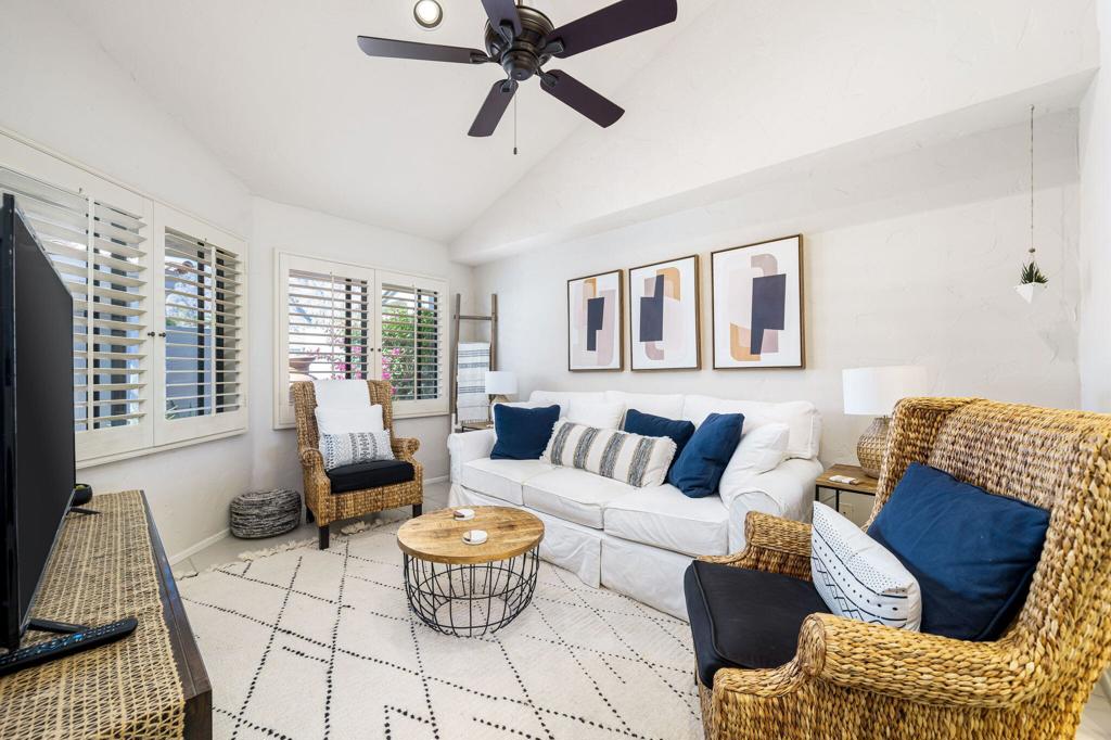 Residential Lease for rent at 54492 Shoal Creek, La Quinta CA featuring 2 beds and 2 baths