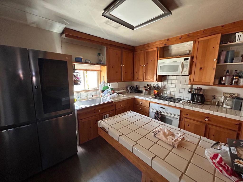 Residential for sale at Undisclosed Address, Gilroy CA featuring 2 beds and 1 bath