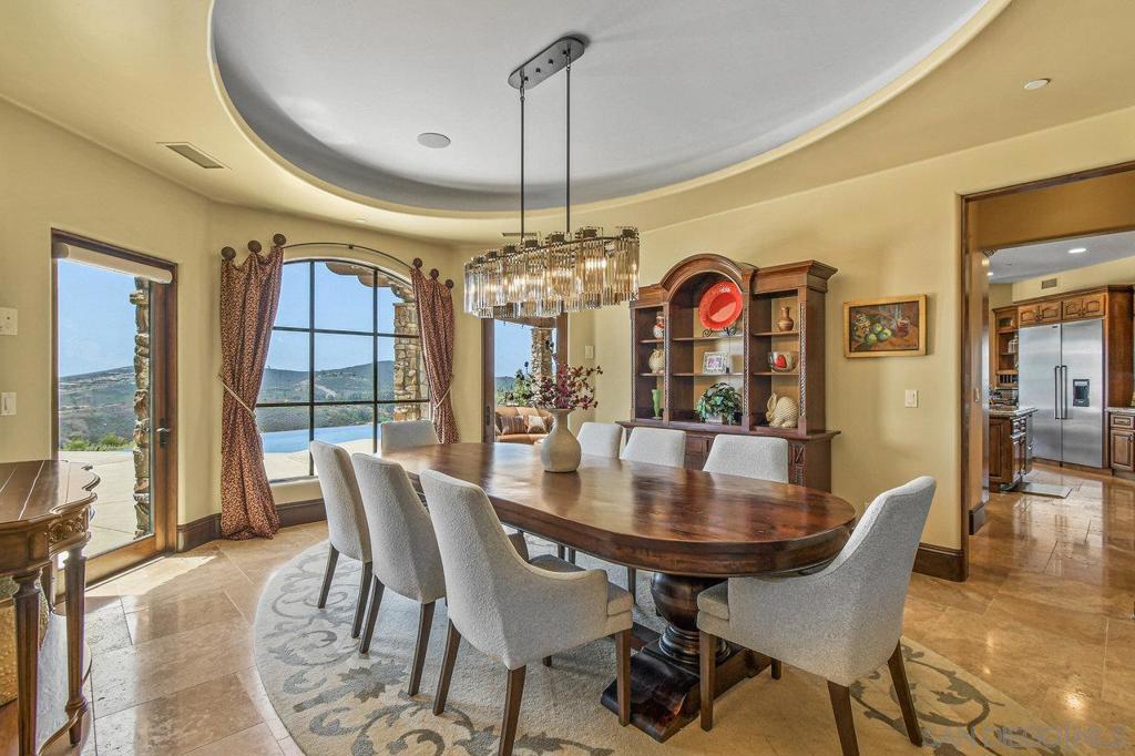 Residential Lease for rent at 19557 Fortuna Del Este, Escondido CA featuring 6 beds and 8 baths