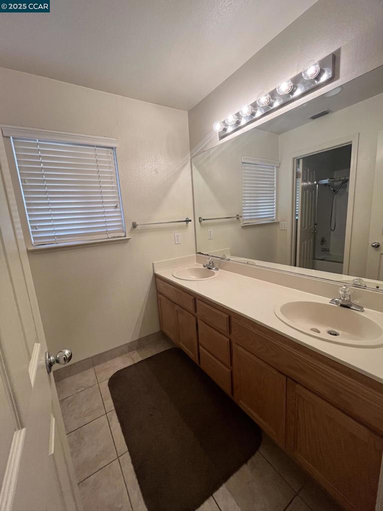 Residential for sale at 1214 Dover Ln, Tracy CA featuring 5 beds and 3 baths