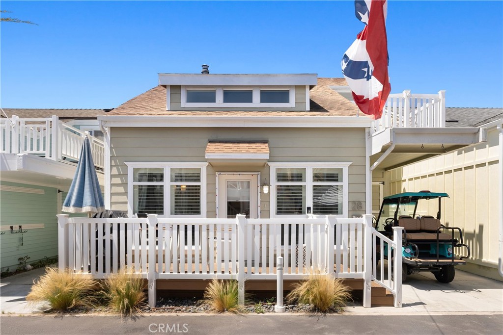 Manufactured In Park for sale at 28 Cabrillo Street, Newport Beach CA featuring 2 beds and 2 baths