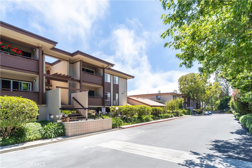 Residential for sale at 5927 Armaga Spring Road I, Rancho Palos Verdes CA featuring 2 beds and 2 baths