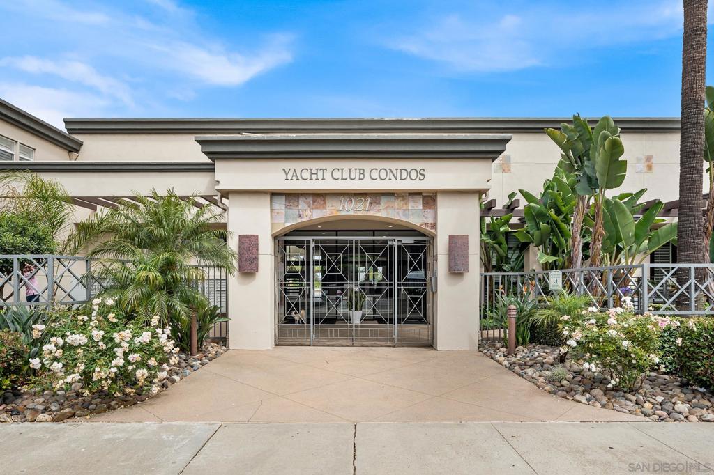 Residential for sale at 1021 Scott St 218, San Diego CA and 1 bath