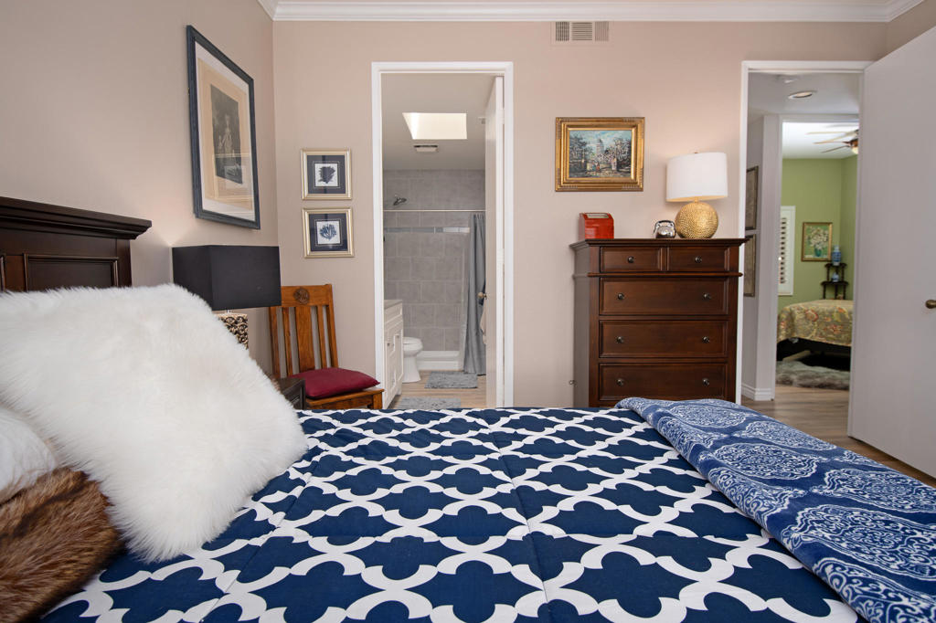 Residential Lease for rent at 67421 Toltec Court, Cathedral City CA featuring 2 beds and 2 baths