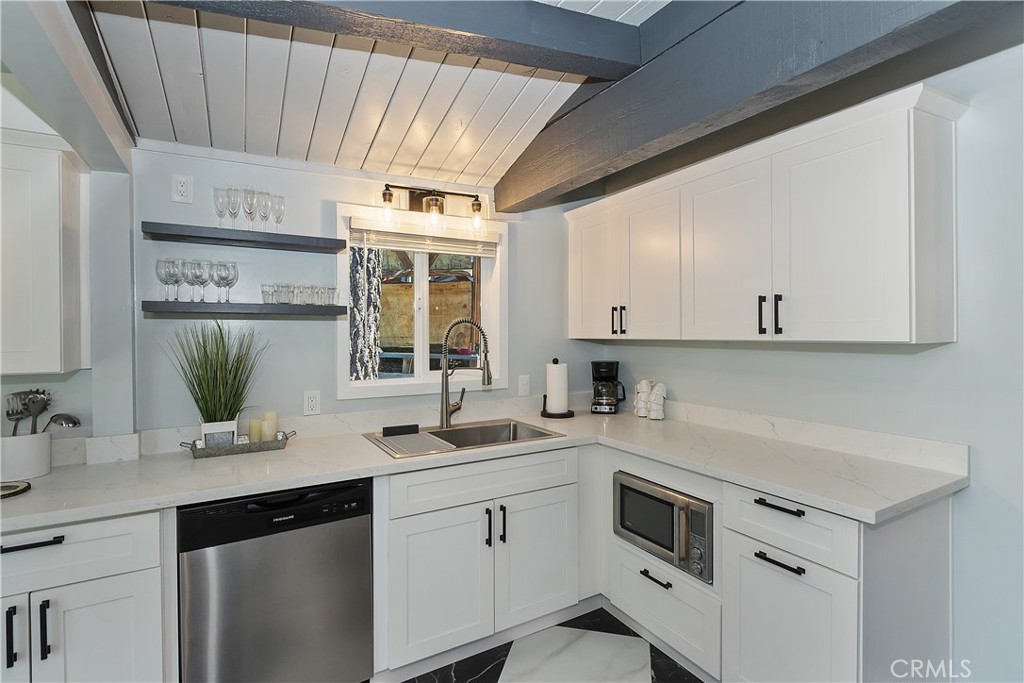 Residential for sale at 580 Lucerne Drive, Big Bear Lake CA featuring 3 beds and 2 baths