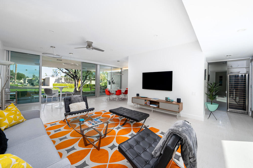 Residential Lease for rent at 24 Desert Lakes Drive, Palm Springs CA featuring 2 beds and 2 baths