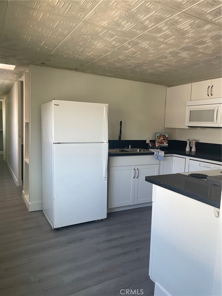 Manufactured In Park for sale at 32802 Valle Rd 135, San Juan Capistrano CA featuring 2 beds and 2 baths