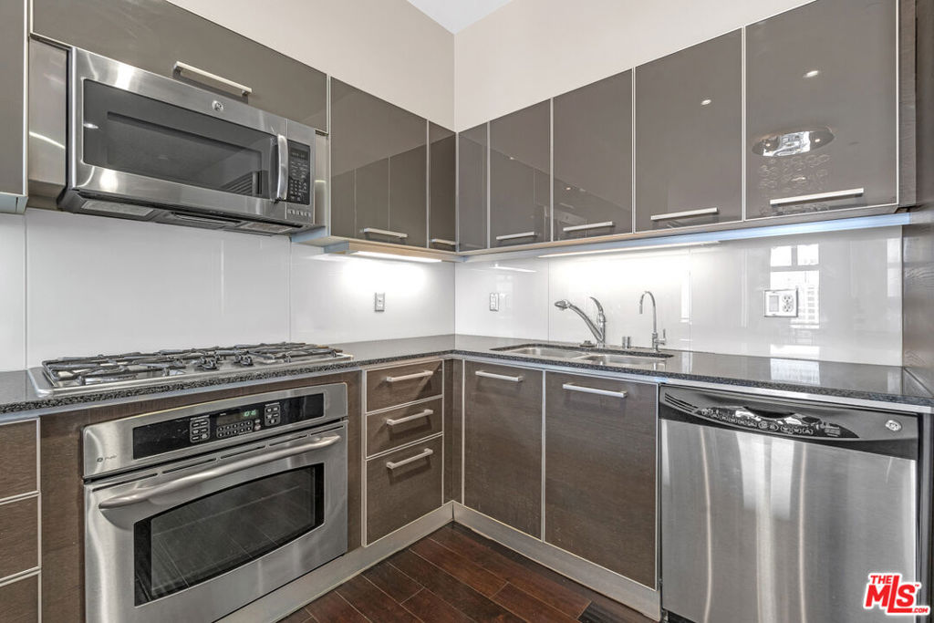 Residential for sale at 801 S Grand Avenue 2202, Los Angeles CA featuring 2 beds and 2 baths