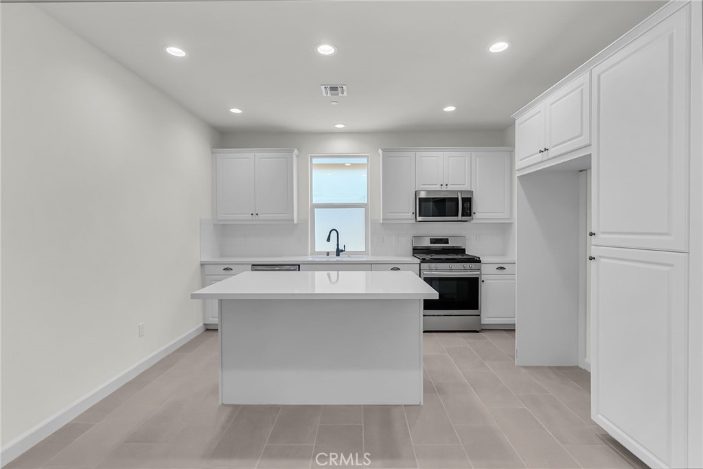 Residential for sale at 7420 Desert Sky Drive, Yucca Valley CA featuring 2 beds and 3 baths