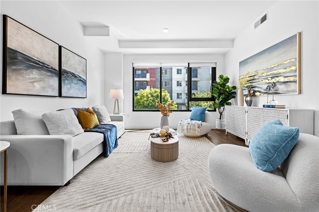 Residential for sale at 709 E Walnut Street 227, Pasadena CA featuring 2 beds and 2 baths