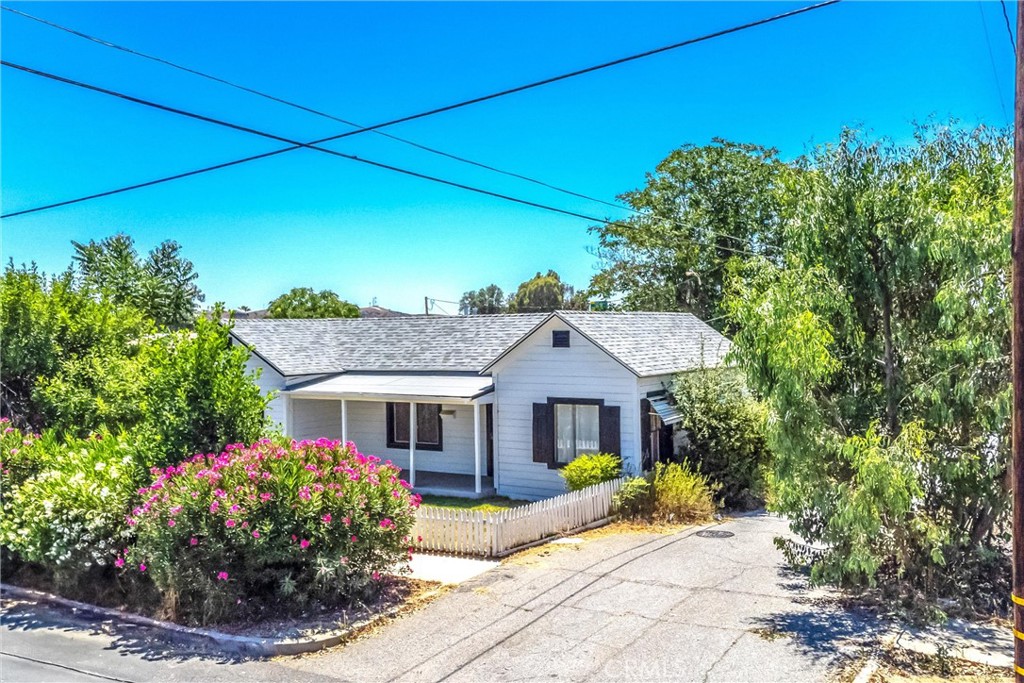 Residential for sale at 559 Edgar Avenue A2-282, Beaumont CA featuring 4 beds and 1 bath