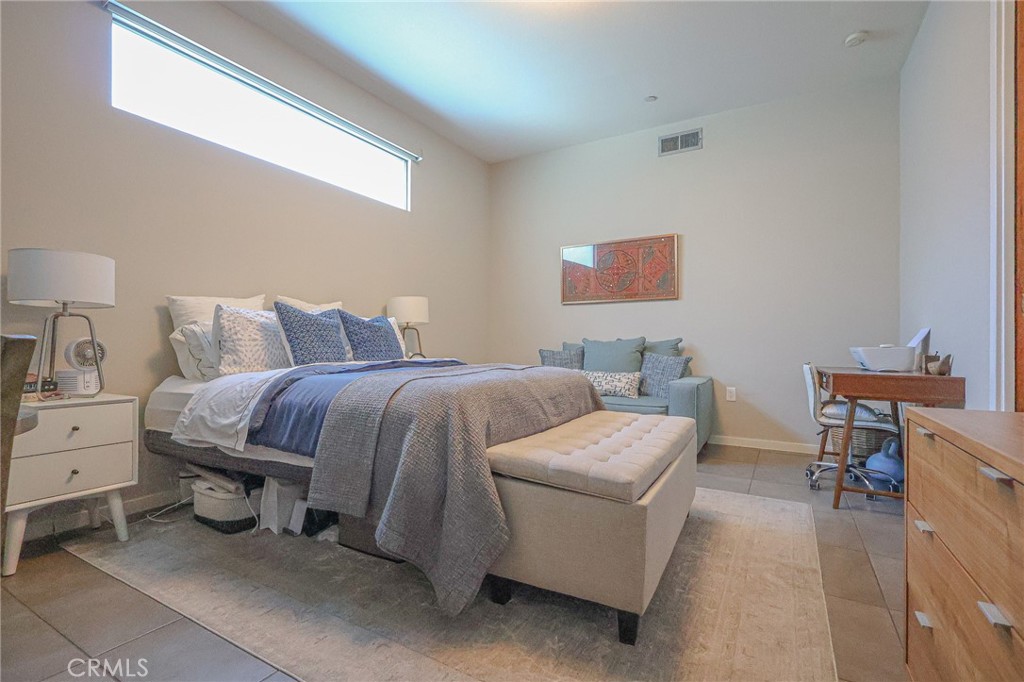 Residential for sale at 133 The Promenade N 334, Long Beach CA featuring 1 bed and 1 bath