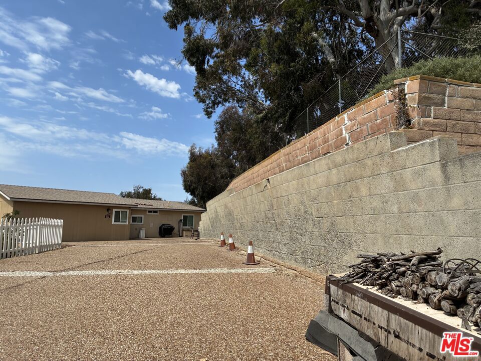 Manufactured In Park for sale at 607 Via Del Mar, Vista CA featuring 2 beds and 2 baths