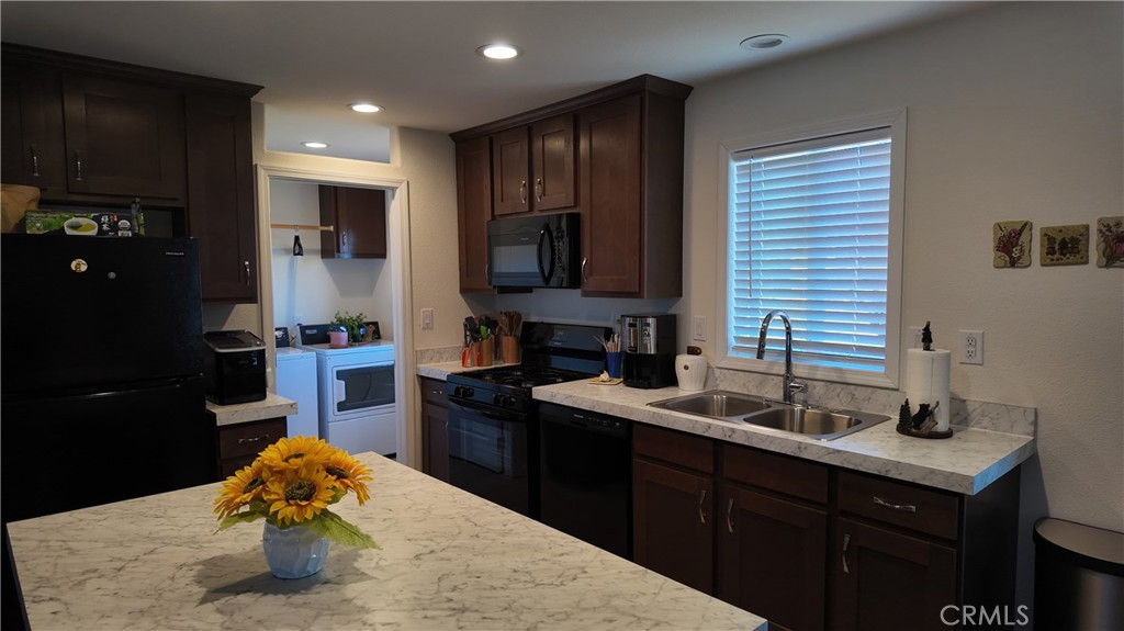 Residential for sale at 6794 Rexdale Lane, Paradise CA featuring 2 beds and 2 baths