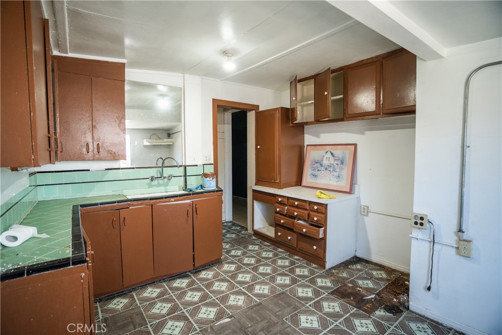 Residential Income for sale at 1619 S St Andrews Place, Los Angeles CA