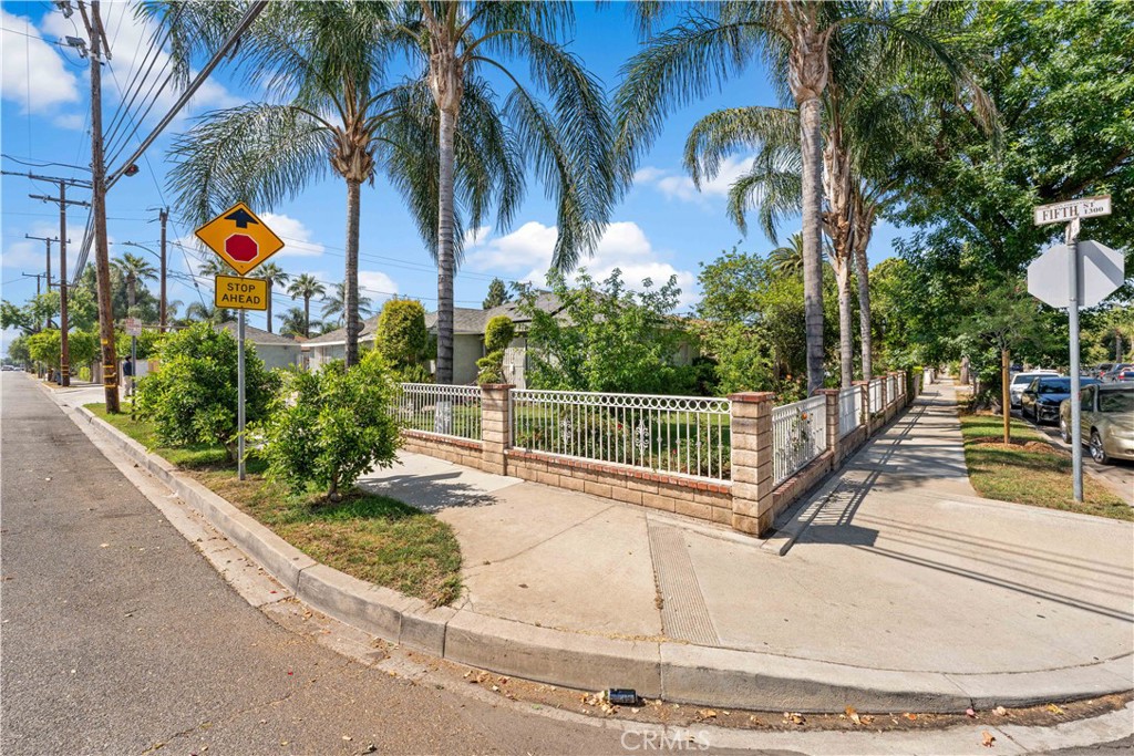 Residential for sale at 556 Harps Street, San Fernando CA featuring 5 beds and 3 baths