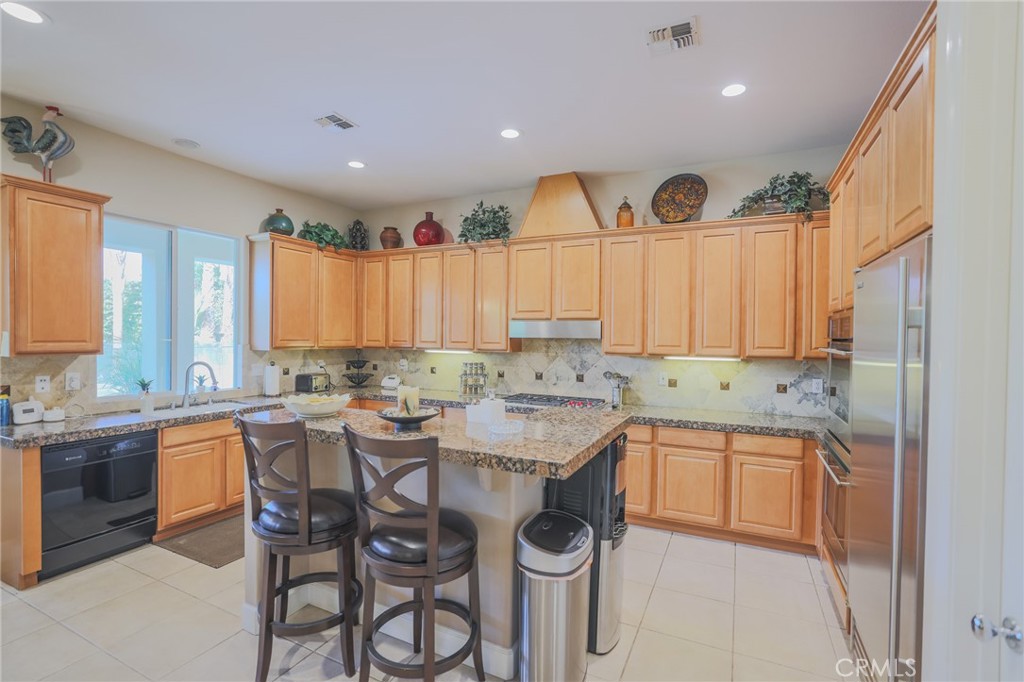 Residential for sale at 17 Bellisimo Court, Rancho Mirage CA featuring 5 beds and 4 baths